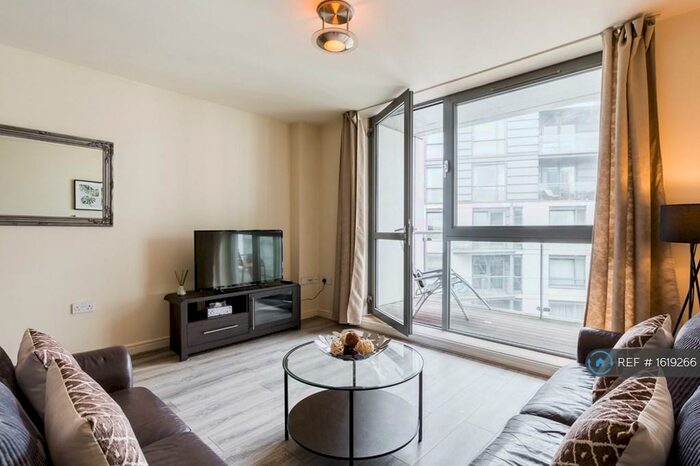 2 Bedroom Penthouse To Rent In Centenary Plaza, Birmingham, B1