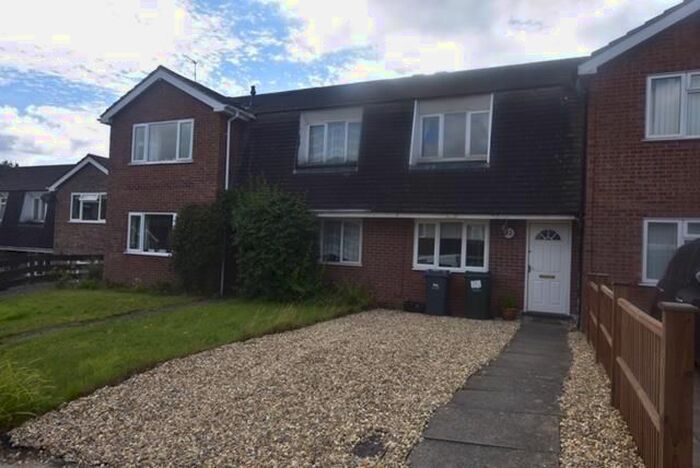 2 Bedroom Property To Rent In Cherry Tree Drive, Malvern, WR14