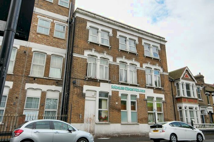 1 Bedroom Flat To Rent In Minus One House, Lyttelton Road, Leyton, E10