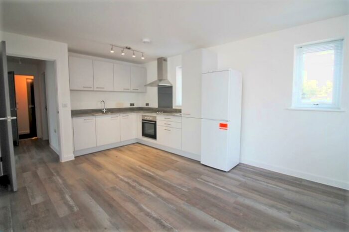 2 Bedroom Ground Flat To Rent In Mill Lane, Alphington, EX2