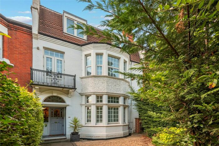 6 Bedroom Detached House To Rent In Old Oak Road, London, W3