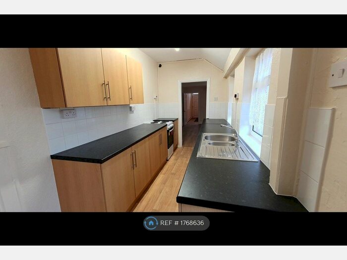 3 Bedroom Terraced House To Rent In Sherwood Drive, Shirebrook, Mansfield, NG20