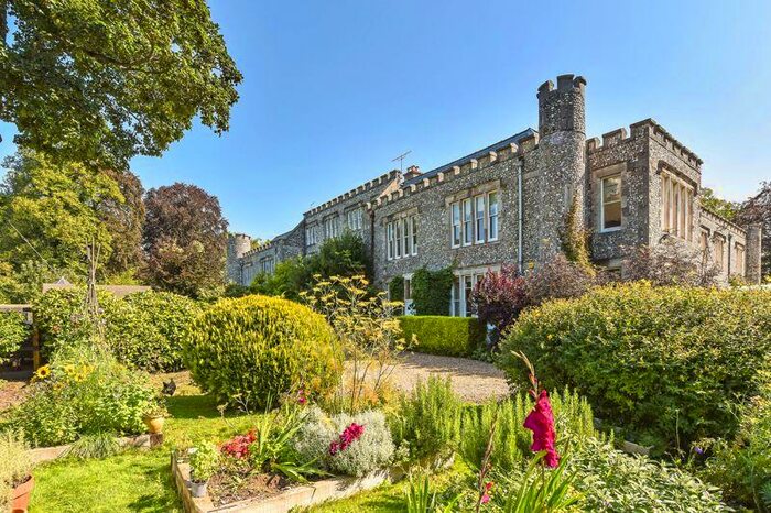 4 Bedroom Character Property For Sale In Soberton, Meon Valley, Hampshire, SO32