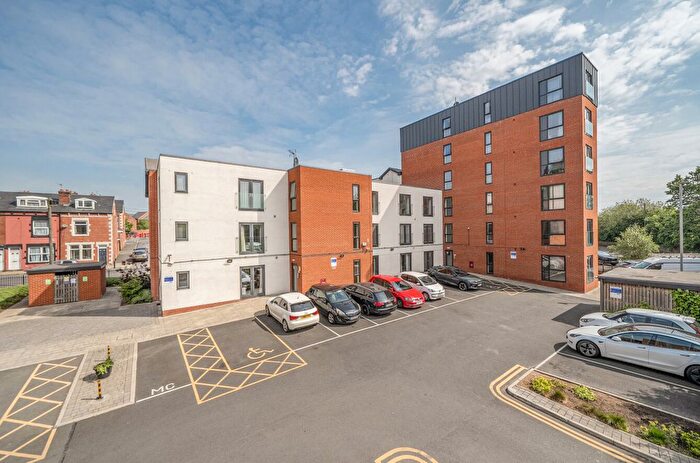 2 Bedroom Flat For Sale In Green Quarter, Cross Green Lane, Cross Green, Leeds, LS9