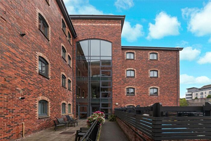 2 Bedroom Flat For Sale In James Watt Way, Greenock, Renfrewshire, PA15