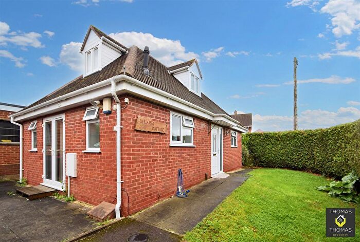 3 Bedroom Detached Bungalow To Rent In Brooklands Park, Longlevens, Gloucester, GL2