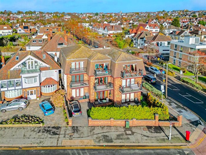 2 Bedroom Apartment For Sale In The Beachfront, Chalkwell Esplanade, Westcliff-On-Sea, SS0