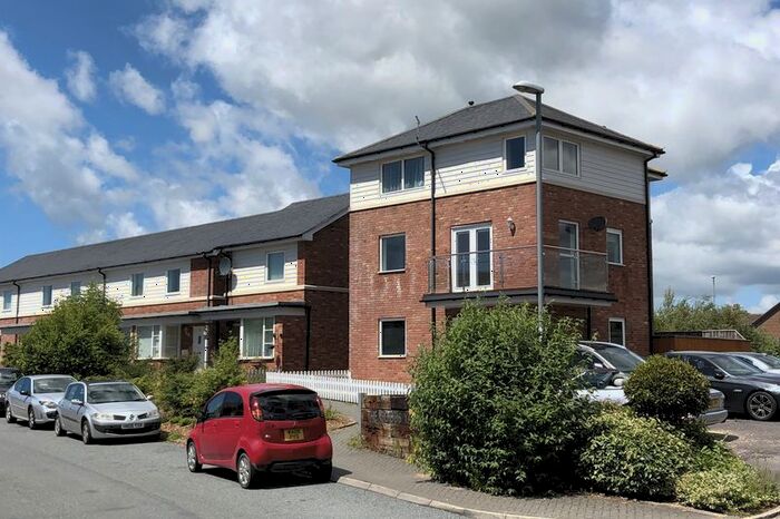 2 Bedroom Flat To Rent In Sandford Lane, Wareham, BH20