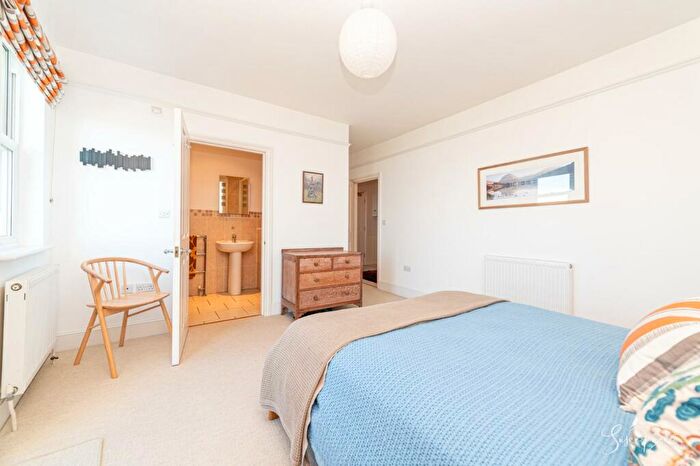 2 Bedroom Apartment For Sale In Victoria Lodge, St. Thomas Street, Ryde, PO33