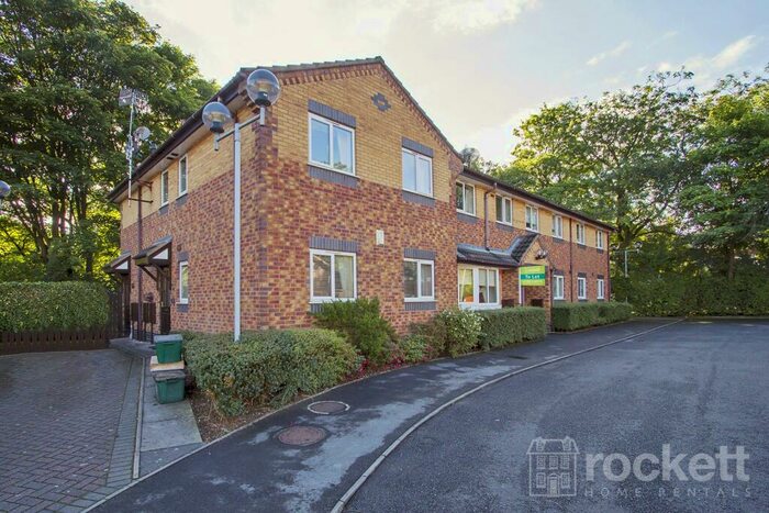 2 Bedroom Apartment To Rent In Tolkien Way, Hartshill, Stoke-On-Trent, Staffordshire, ST4