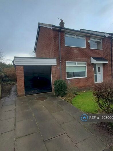 3 Bedroom Semi-Detached House To Rent In Bedford Drive, Atherton, M46