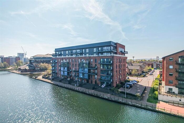 2 Bedroom Apartment For Sale In Schooner Wharf, Cardiff Bay, Cardiff, CF10