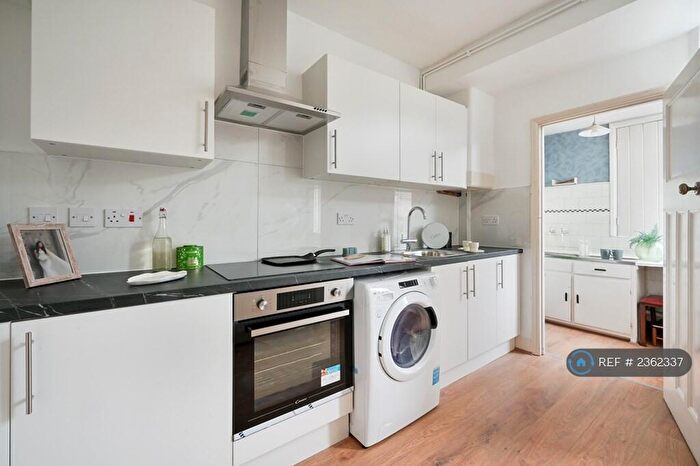 4 Bedroom Terraced House To Rent In Great Cambridge Road, London, N18