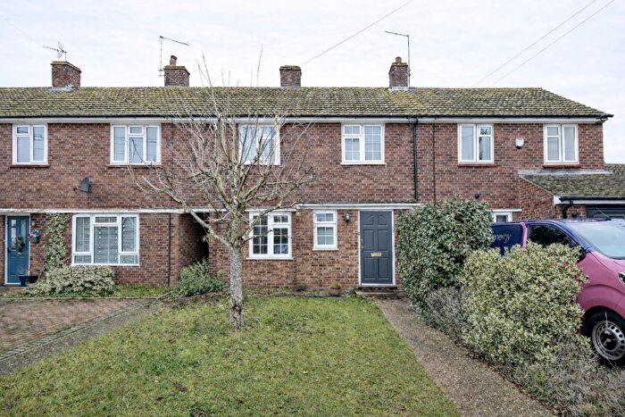 3 Bedroom Terraced House For Sale In Bentley Road, Hertford, SG14