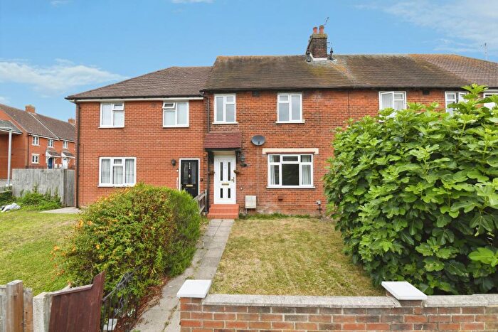 4 Bedroom Terraced House To Rent In Harwich Road, Colchester, CO4