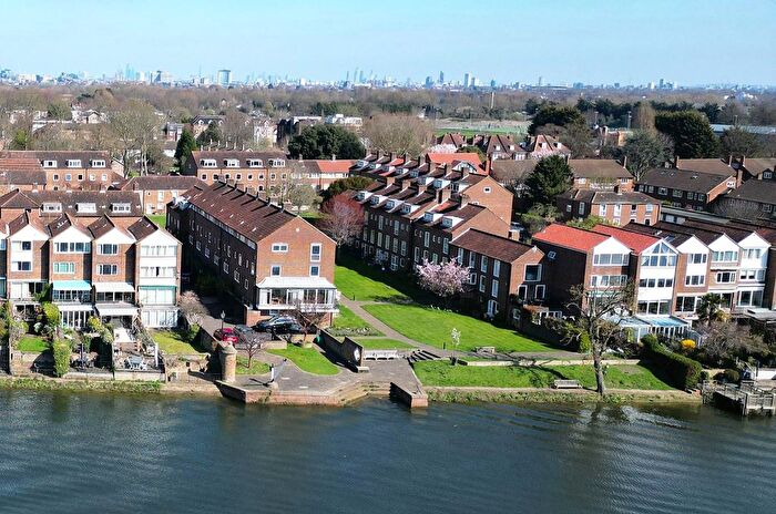 3 Bedroom End Terrace House For Sale In Chiswick Staithe, Chiswick, W4