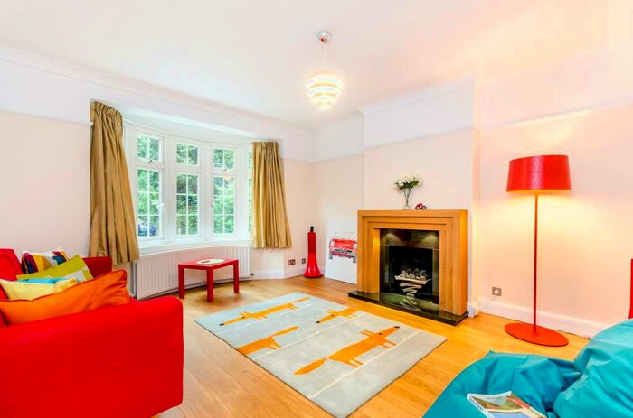 5 Bedroom House To Rent In Annesley Road, Blackheath, London, SE3