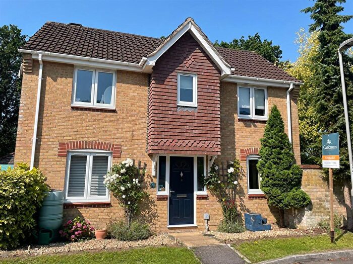 3 Bedroom Detached House For Sale In Albion Way, Verwood, BH31