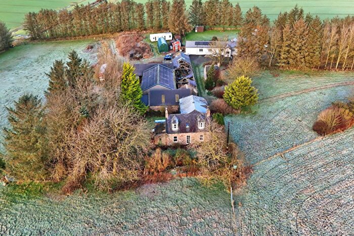 5 Bedroom Equestrian For Sale In Hatton, AB42