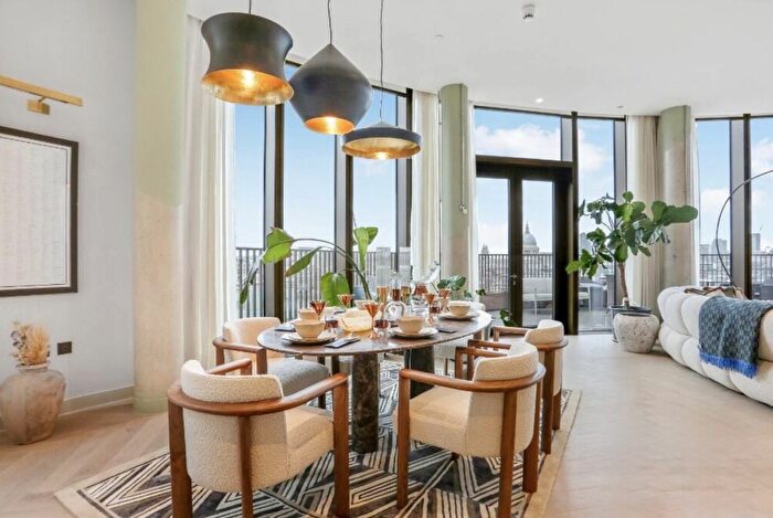 4 Bedroom Property To Rent In Triptych Bankside, Southbank, SE1