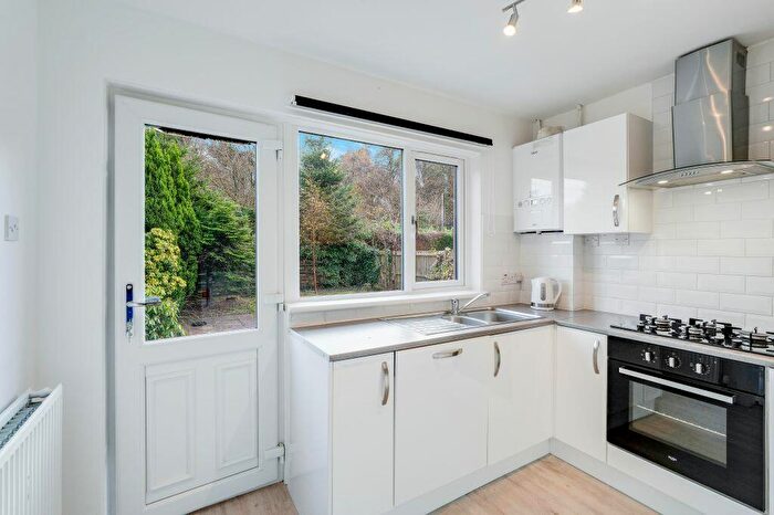 2 Bedroom Semi-Detached House For Sale In Mellerstain Road, Kirkcaldy, KY2