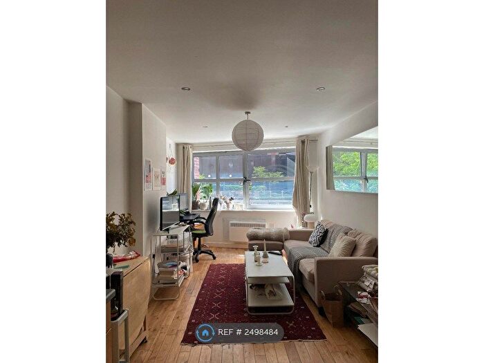 2 Bedroom Flat To Rent In Montana House, Manchester, M1