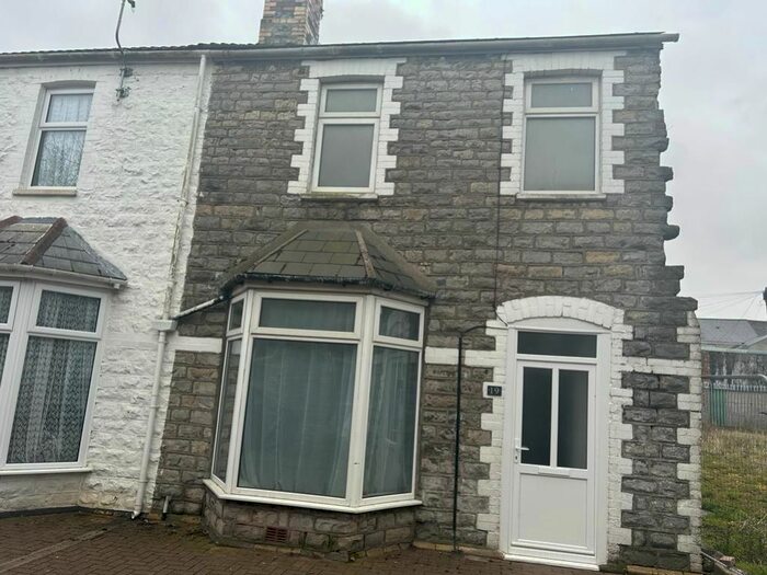 4 Bedroom End Of Terrace House To Rent In Gilbert Street, Barry, CF63