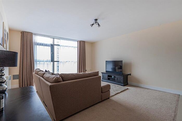 2 Bedroom Apartment To Rent In Bute Terrace, City Centre, CF10