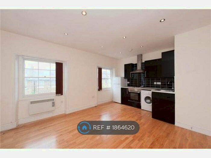 1 Bedroom Flat To Rent In Offord Road, London, N1