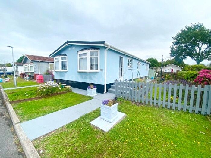 4 Bedroom Detached Bungalow For Sale In Lighthouse Park, St. Brides Wentlooge, Newport., NP10