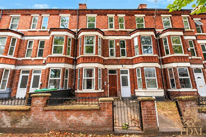 5 Bedroom Terraced House For Sale In Lenton Boulevard, Nottingham, NG7