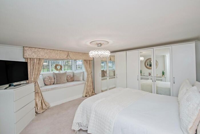 6 Bedroom Detached House For Sale In Bolton Hall Road, Wrose, Bradford, BD2