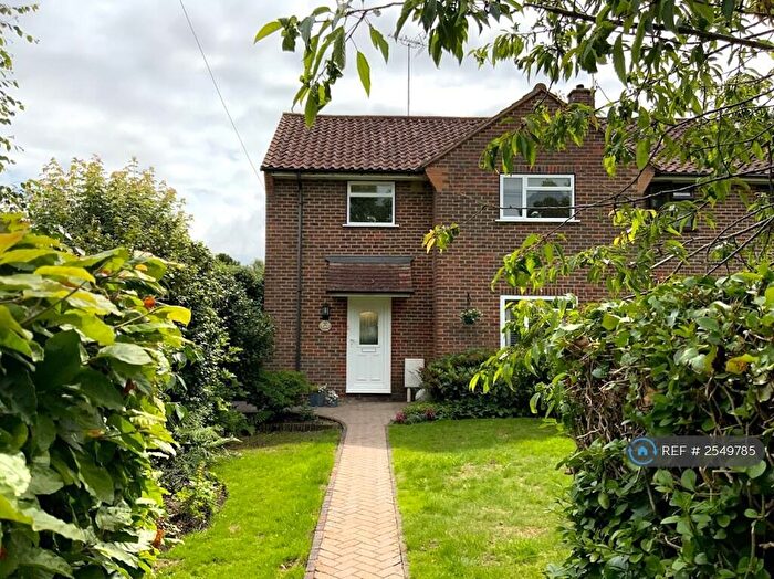 3 Bedroom End Of Terrace House To Rent In Chaloner Rd, Lindfield, RH16