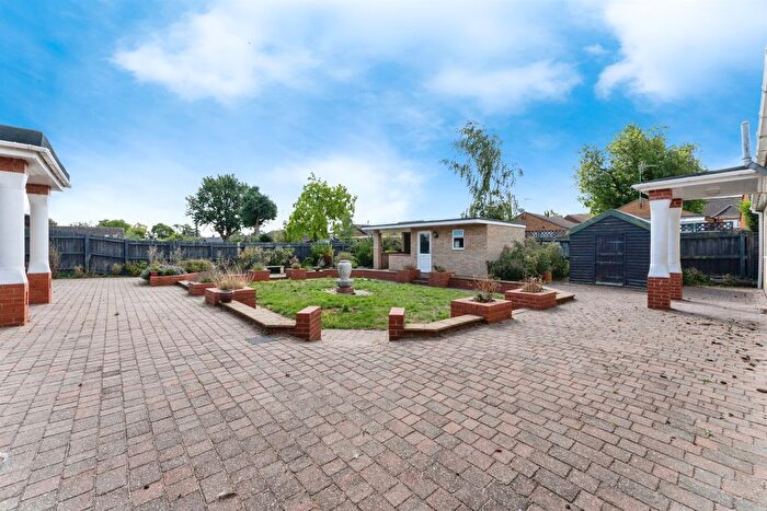 3 Bedroom Detached House For Sale In Elwyndene Road, March, PE15