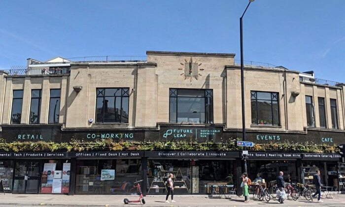 2 Bedroom Flat To Rent In Gloucester Road, Bristol, BS7