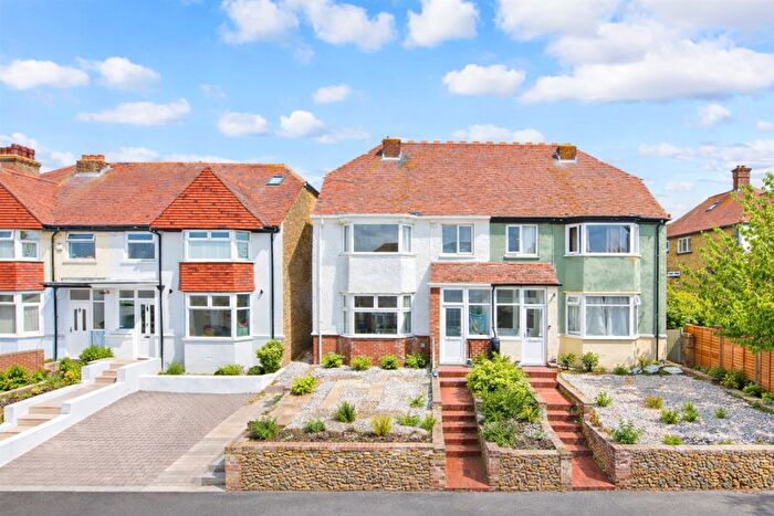 3 Bedroom Semi Detached House For Sale In Wellesley Road, Margate, CT9