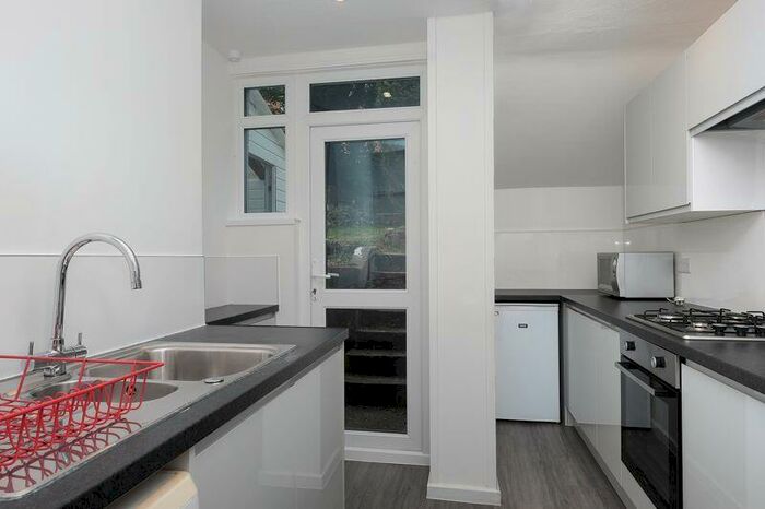 4 Bedroom Terraced House To Rent In Coombe Road, Brighton, BN2