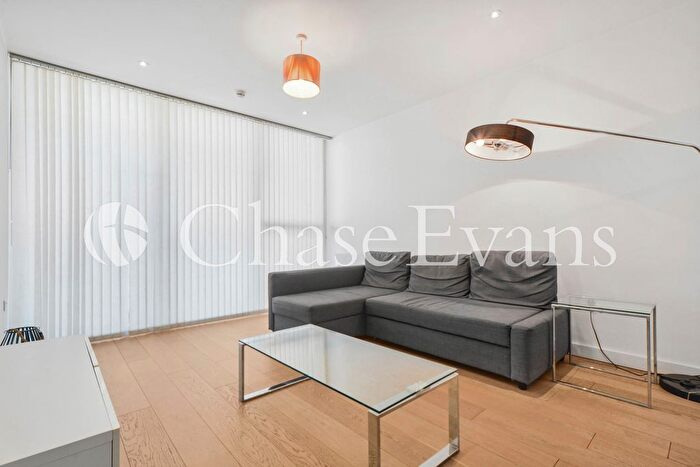 1 Bedroom Flat To Rent In River Gardens Walk, Greenwich, London, SE10