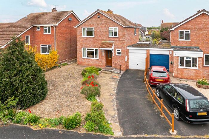 3 Bedroom Detached House For Sale In Huntham Close, Stoke St. Gregory, Taunton, TA3