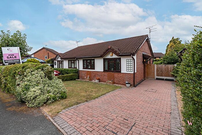 2 Bedroom Semi-Detached Bungalow For Sale In Barnbrook Close, Winsford, CW7