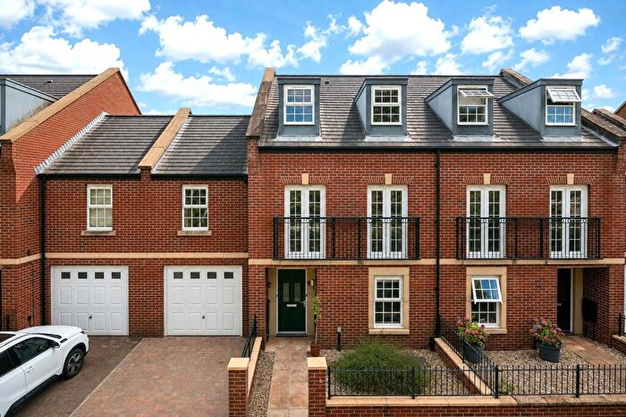 4 Bedroom Terraced House For Sale In Exeter, Devon, EX2