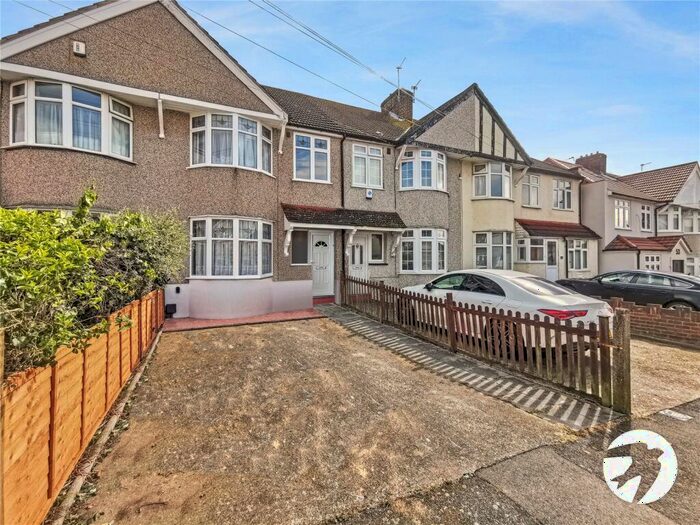 3 Bedroom Terraced House To Rent In Cumberland Avenue, Welling, DA16