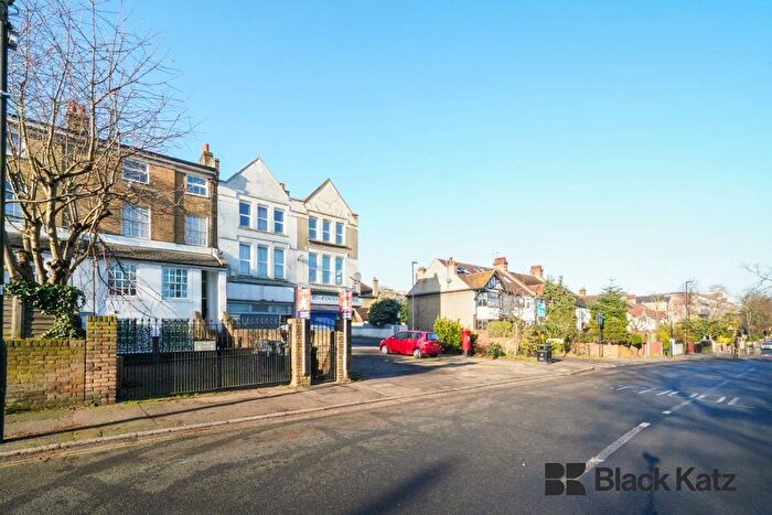 1 Bedroom Flat To Rent In Upper Tulse Hill, London, SW2