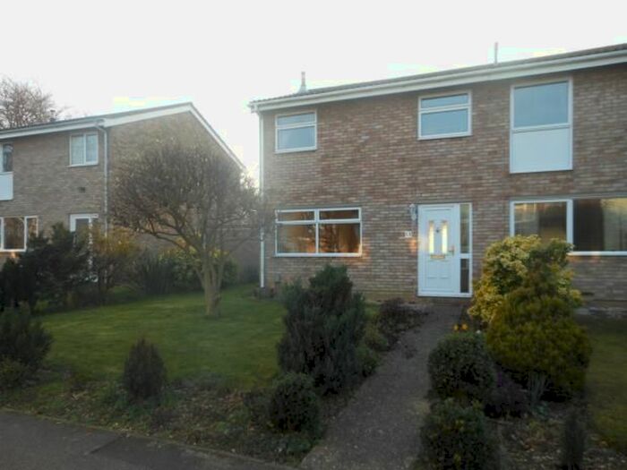 3 Bedroom Semi-Detached House To Rent In Westdale Walk, Kempston, MK42