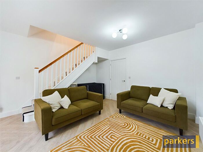 2 Bedroom Semi-Detached House For Sale In Gardeners Copse, Sonning Common, Reading, Oxfordshire, RG4