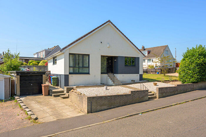 3 Bedroom Detached Bungalow For Sale In Castle Drive, Stenhousemuir, FK5