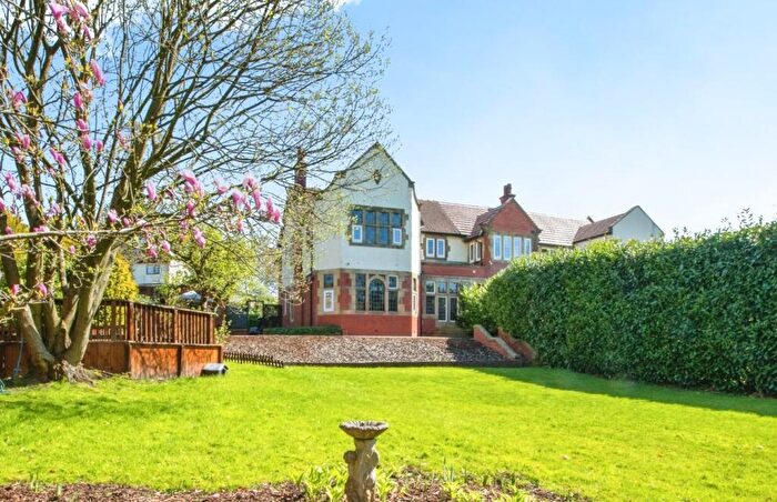 4 Bedroom Semi Detached House For Sale In Marsden Road, Burnley, BB10