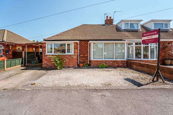 3 Bedroom Semi-detached Bungalow To Rent In Ashley Park Road, York, YO31