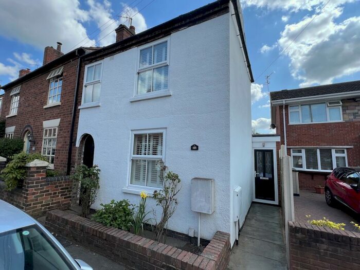 2 Bedroom End Of Terrace House To Rent In Stourbridge - Brook Street, DY8