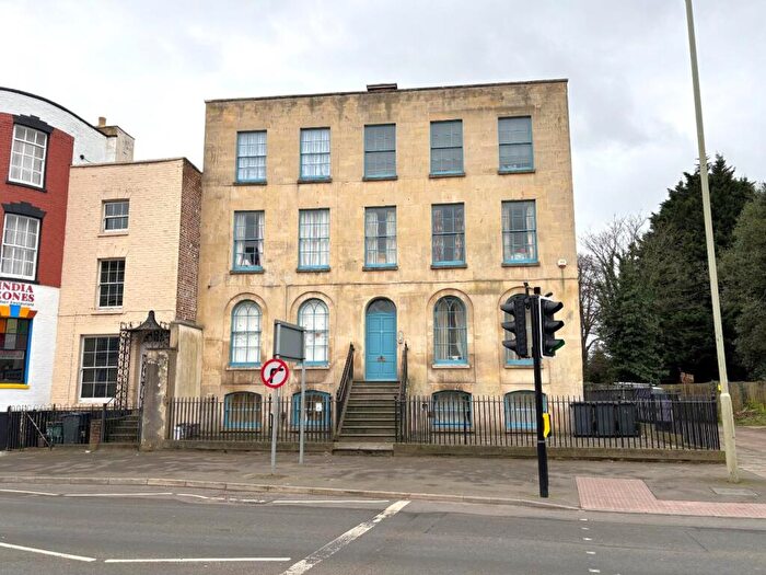 1 Bedroom Flat To Rent In London Road, Gloucester, GL1
